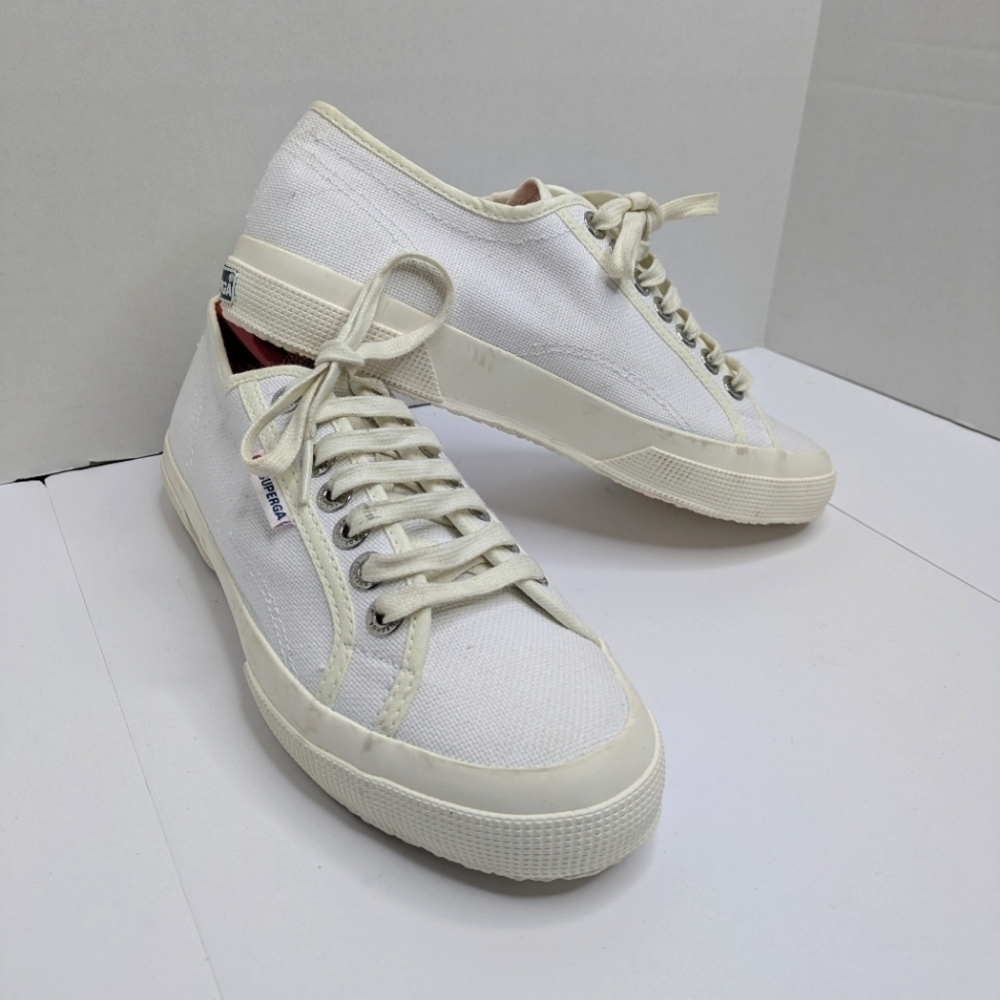 Superga Emily Ratajkowski White Sneaker Shoe 8 Women 6.5 Men - Picture 1 of 8
